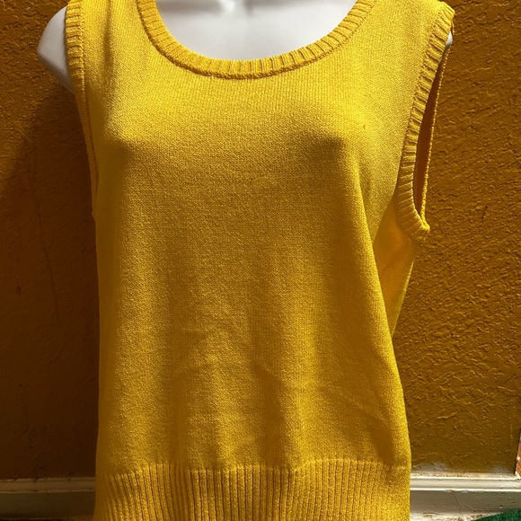 Soca St John Mustard Knit Tank Large NWOT - Picture 2 of 11
